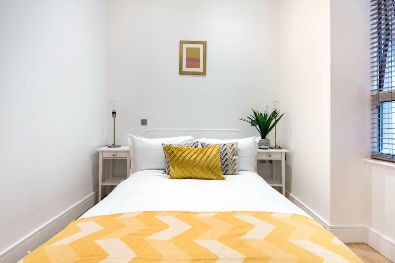 Stylish Hyde Park Apartment Лондон Экстерьер фото