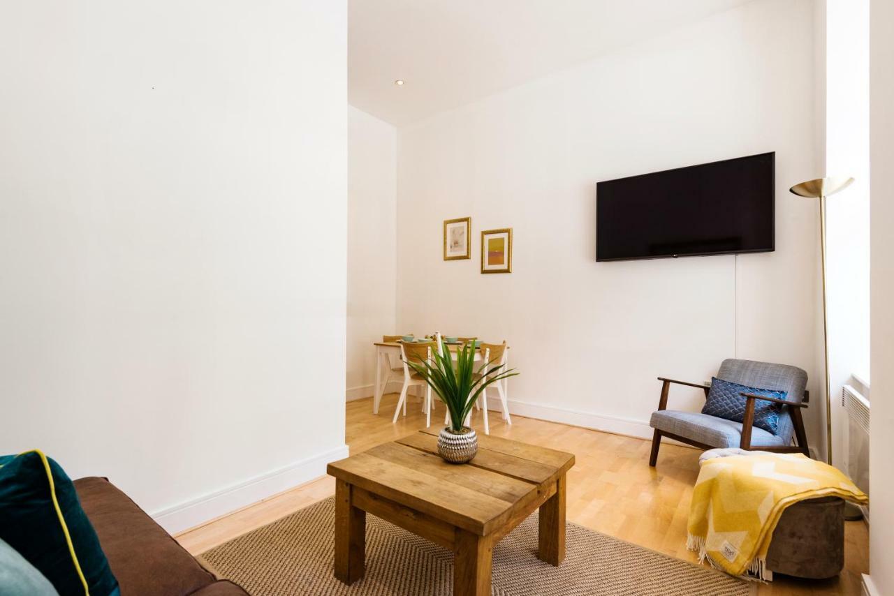Stylish Hyde Park Apartment Лондон Экстерьер фото